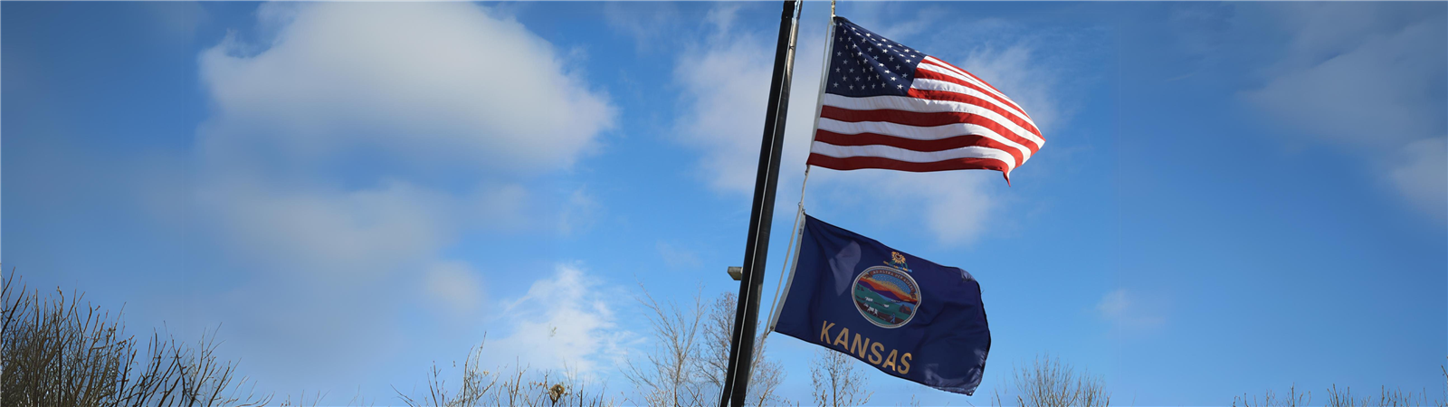Image of American flag and Kansas flag
